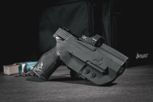 Comp-Tac International Taurus Branded Holster - Taurus TX22 Competition / Right Hand (C361TA376RBKN) Comp-Tac International Taurus Branded Holster - Taurus TX22 Competition / Right Hand (C361TA376RBKN)
